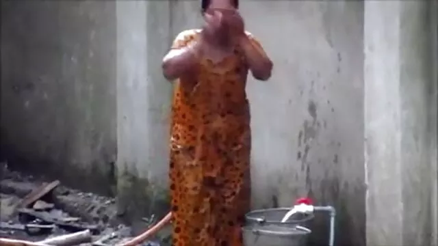 একটি বাংলা ভিডিও 3xxx ধর্মপ্রচারক মত