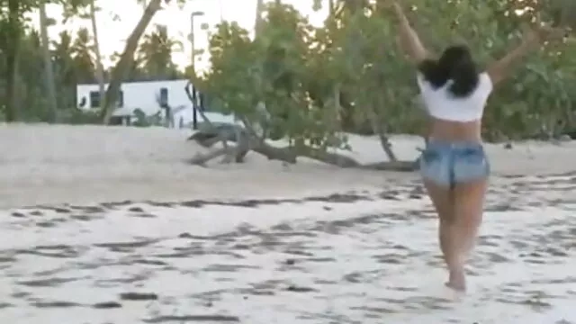 স্বামী ও বাংলা ভিডিও 3x স্ত্রী,