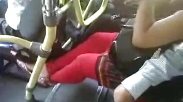 মেয়ে xx চুদা চুদি সমকামী