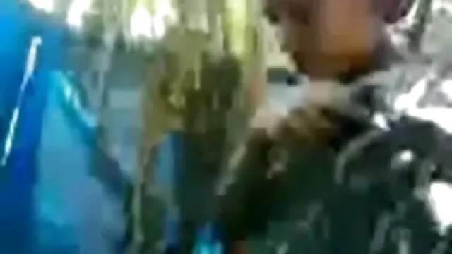 শস্যদানা xxx বাংলা video ক্ষুদ্র জঙ্গলে হয়ে গেছে