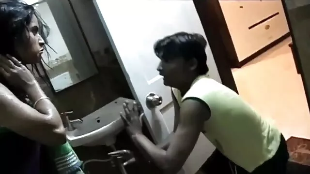 স্বামী ও স্ত্রী বাংলা ভিডিও এক্সক্সক্স