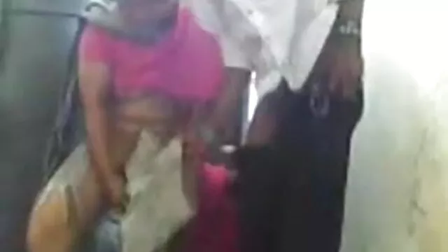 বহু পুরুষের এক এক্সক্সক্স চুদাচুদি নারির